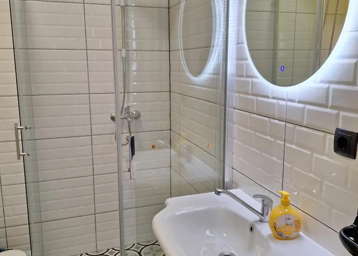 Petar's 3 Apartment *